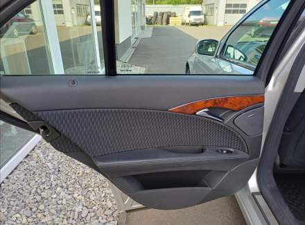 Mercedes-Benz - E-class