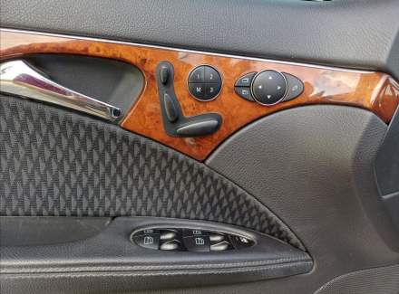 Mercedes-Benz - E-class