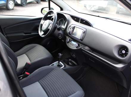 Toyota - Yaris