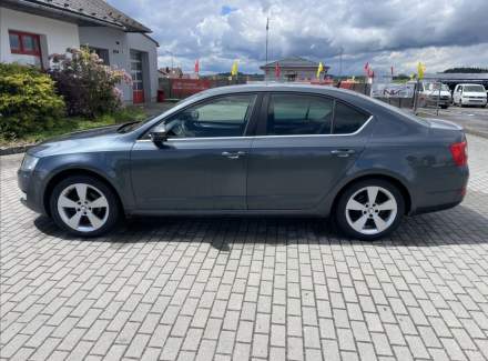 Škoda - Octavia