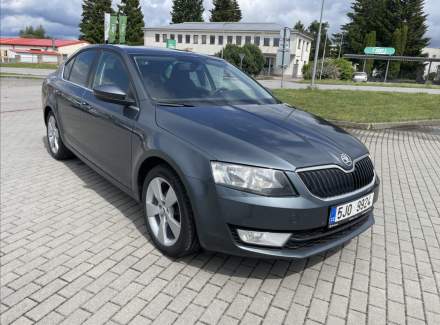 Škoda - Octavia