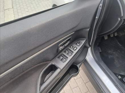 Mitsubishi - ASX