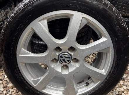 Volkswagen - Passat