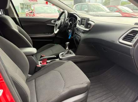 Kia - Cee'd