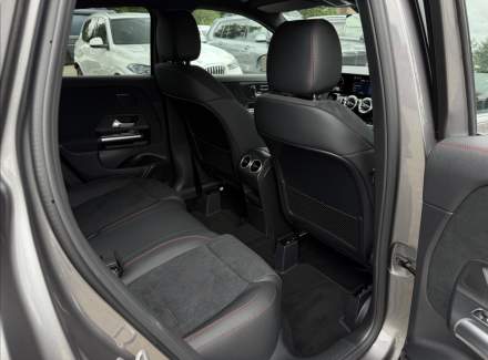 Mercedes-Benz - GLA