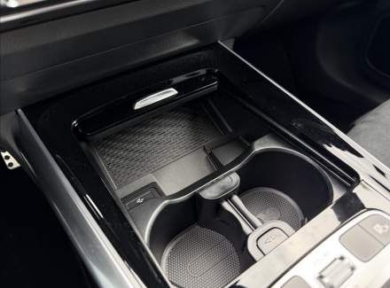 Mercedes-Benz - GLA