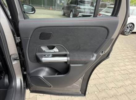 Mercedes-Benz - GLA