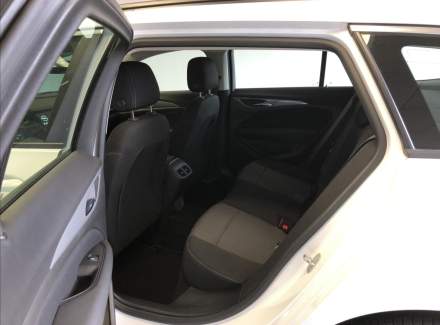 Opel - Insignia