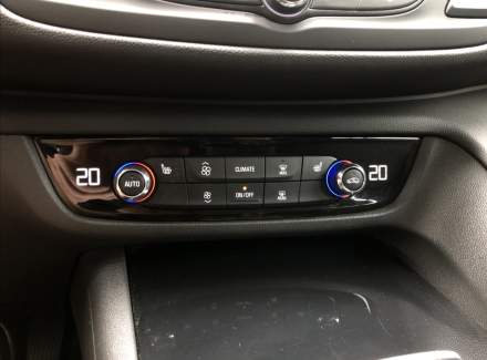 Opel - Insignia