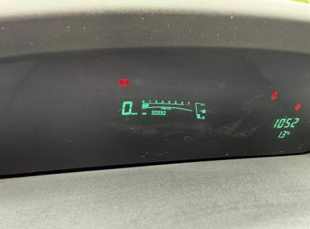 Toyota - Yaris 1.3 i VVT-i (87 Hp)