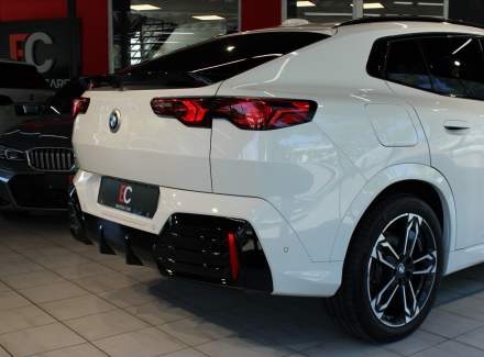 BMW - X2