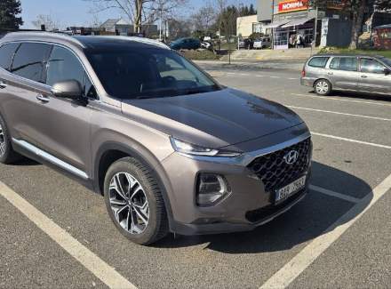 Hyundai - Santa FE