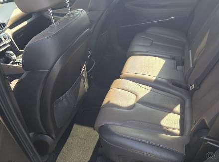 Hyundai - Santa FE