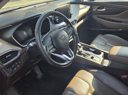 Hyundai - Santa FE