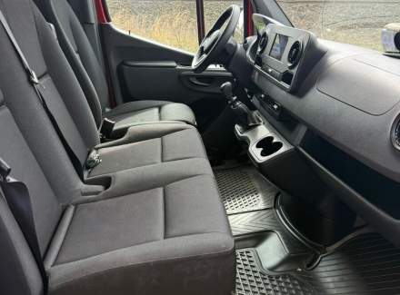 Mercedes-Benz - Sprinter