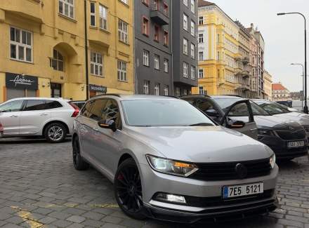 Volkswagen - Passat
