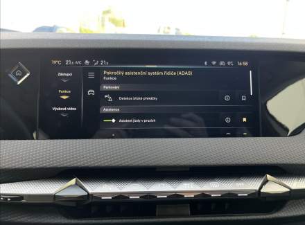DS Automobiles - DS4