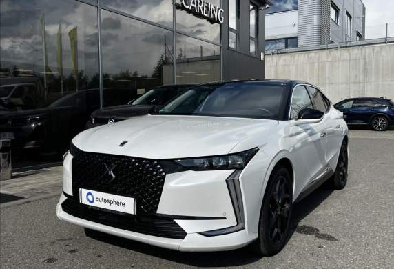 DS Automobiles - DS4