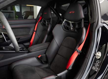 Porsche - 911
