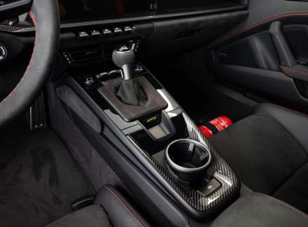 Porsche - 911
