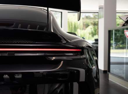 Porsche - 911