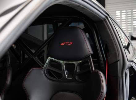 Porsche - 911