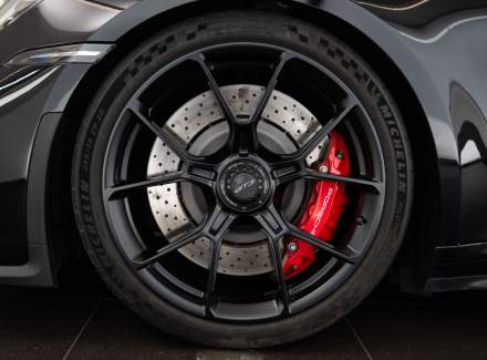 Porsche - 911