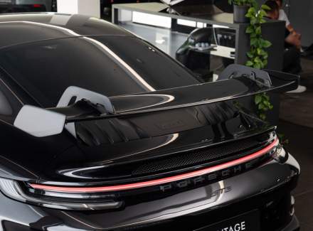 Porsche - 911