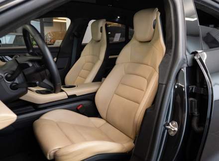 Porsche - Taycan