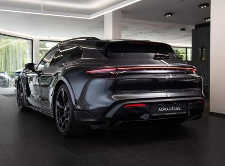 Porsche - Taycan