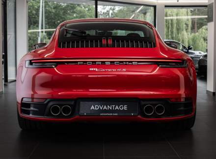 Porsche - 911