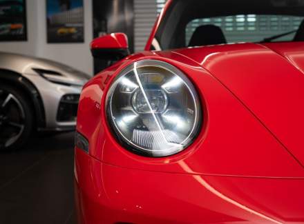 Porsche - 911