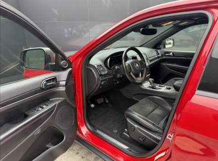 Jeep - Grand Cherokee