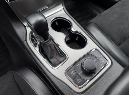 Jeep - Grand Cherokee