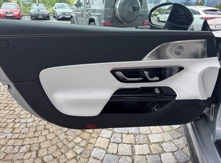 Mercedes-Benz - AMG GT