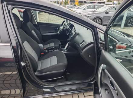 Kia - Cee'd