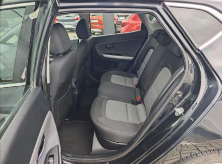 Kia - Cee'd