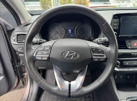 Hyundai - i30