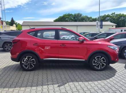 MG - ZS