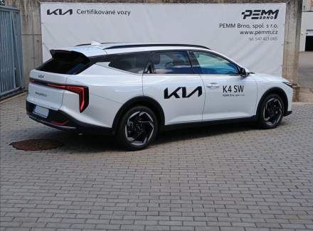 Kia - Avella