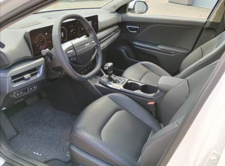 Kia - Avella