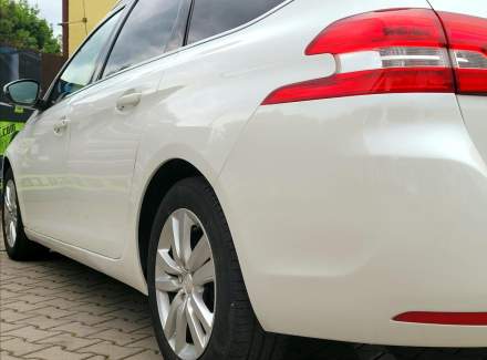 Peugeot - 308