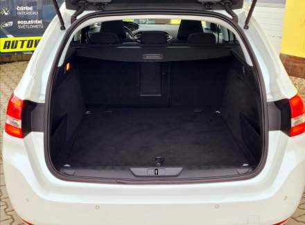 Peugeot - 308