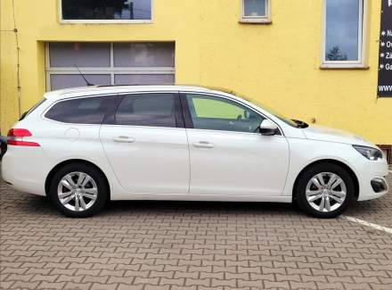 Peugeot - 308