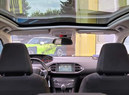 Peugeot - 308