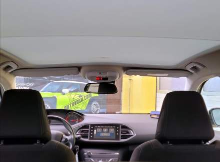 Peugeot - 308