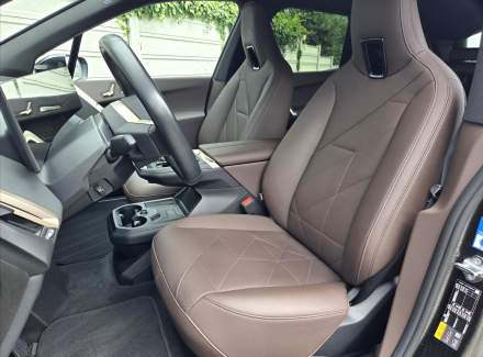 BMW - iX