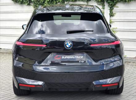 BMW - iX