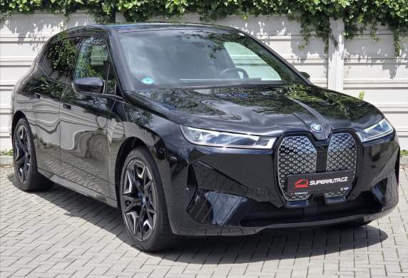 BMW - iX