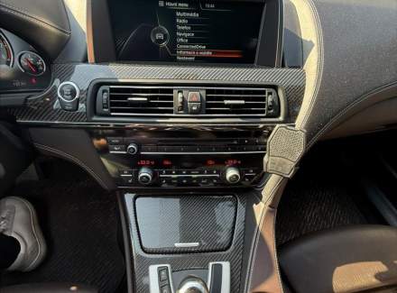 BMW - M6